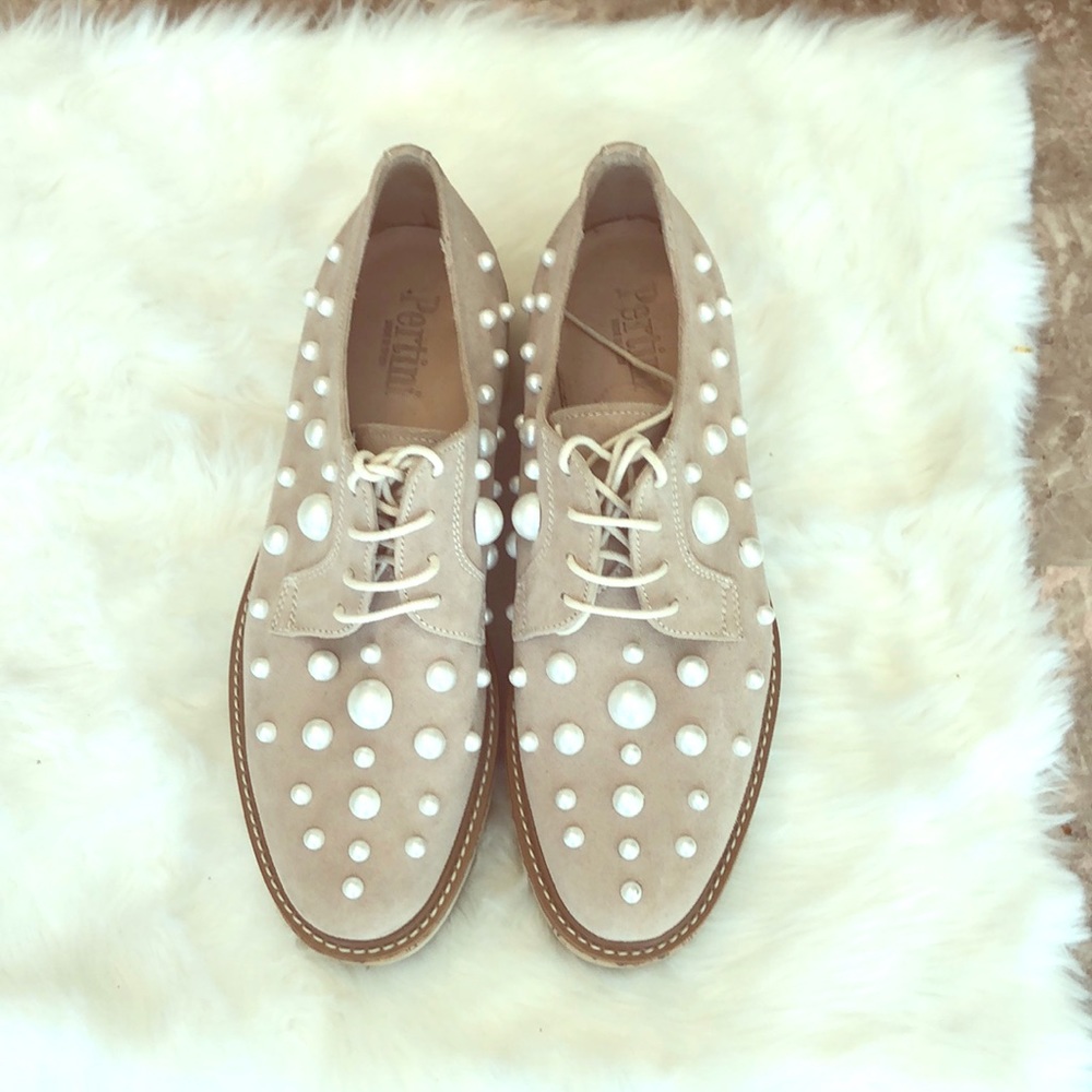 Pearl shoes